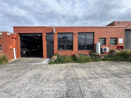 2/6 ARGENT PLACE, Ringwood VIC 3134