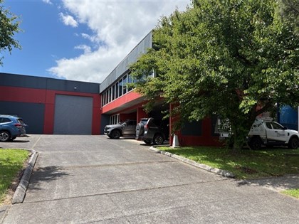 2/21 RESEARCH DRIVE, Croydon South VIC 3136