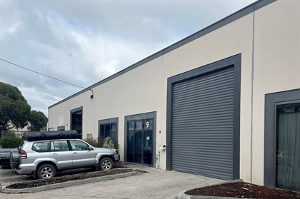 9/12 Edina Road, Ferntree Gully VIC 3156