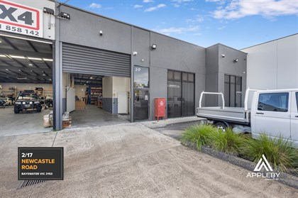 2/17 Newcastle Road, Bayswater VIC 3153