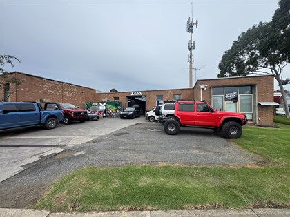 5C Holloway Drive, Bayswater VIC 3153