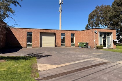 5C Holloway Drive, Bayswater VIC 3153
