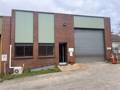 1/61-63 Lusher Road, Croydon VIC 3136