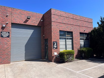 4/6-8 Eastspur Court, Kilsyth VIC 3137